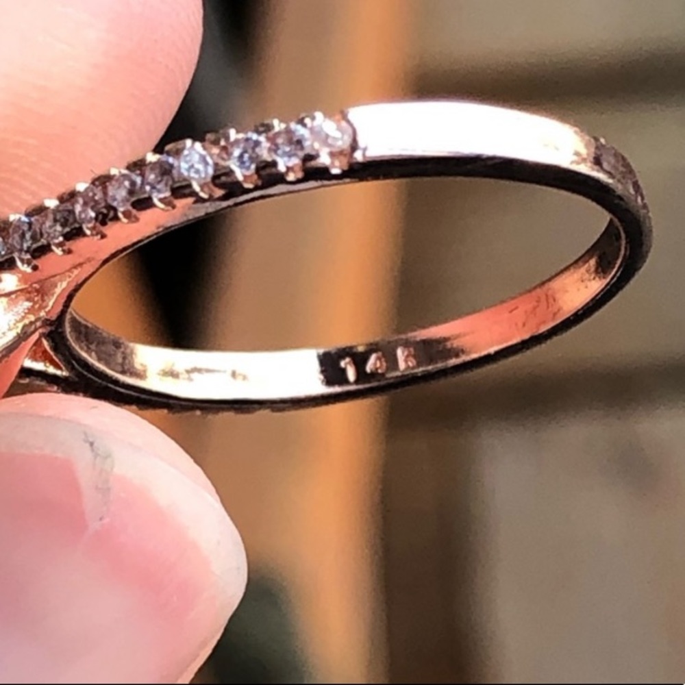 14K SOLID ROSE GOLD OVAL 2.5K ENGAGEMENT RING - Picture 11 of 11